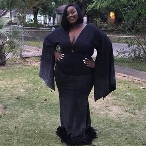 PLUS BLACK PROM DRESS